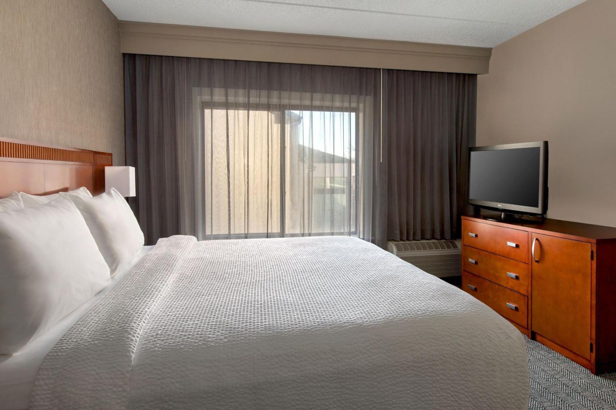 Courtyard By Marriott Tarrytown Westchester County Exteriör bild